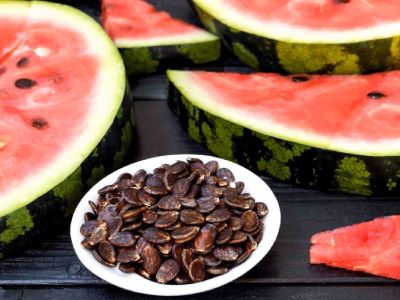 harvest watermelon seeds